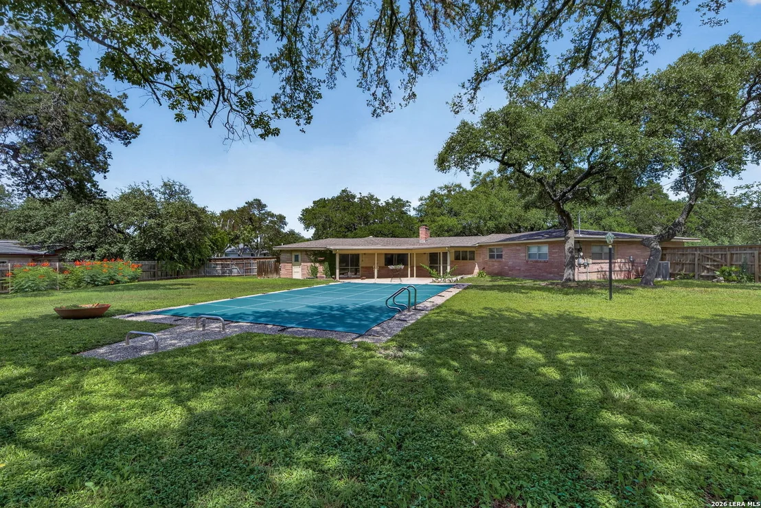 Photo of 105 DORIS DR
