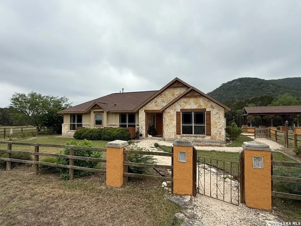 Photo of 28799 N US HIGHWAY 83