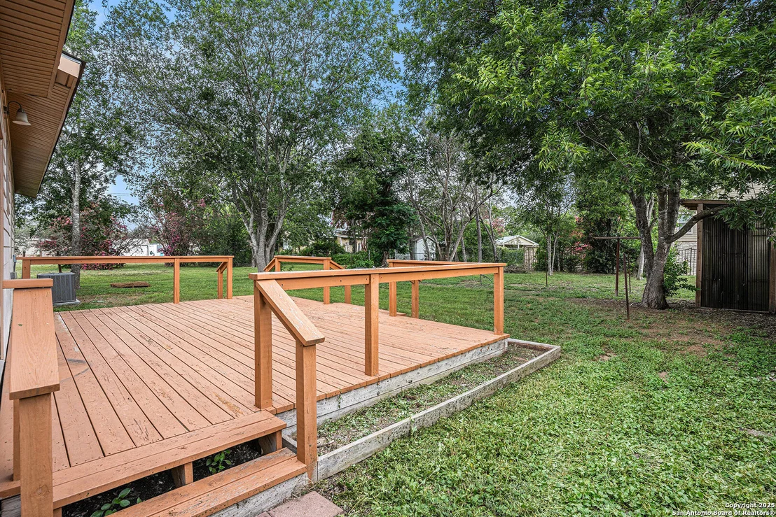 Photo of 305 Kneupper