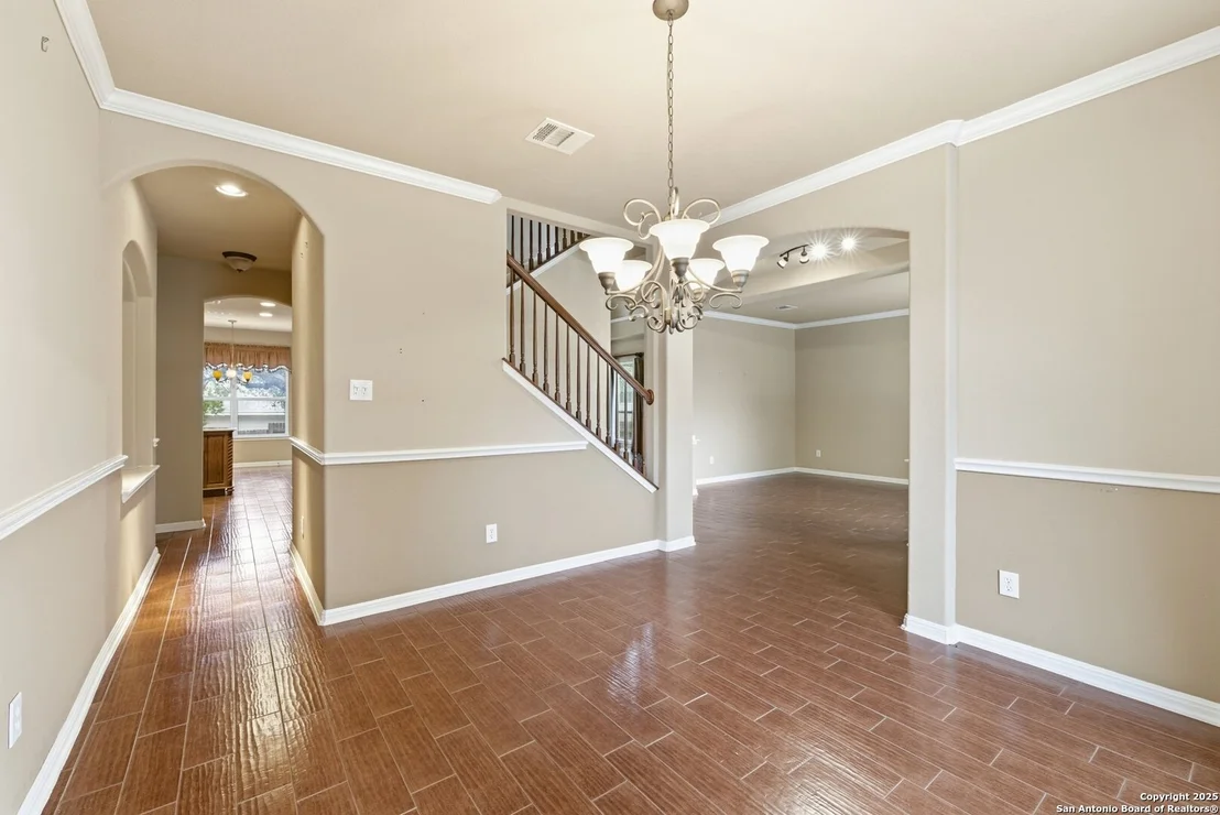 Photo of 2106 Laurel Pt