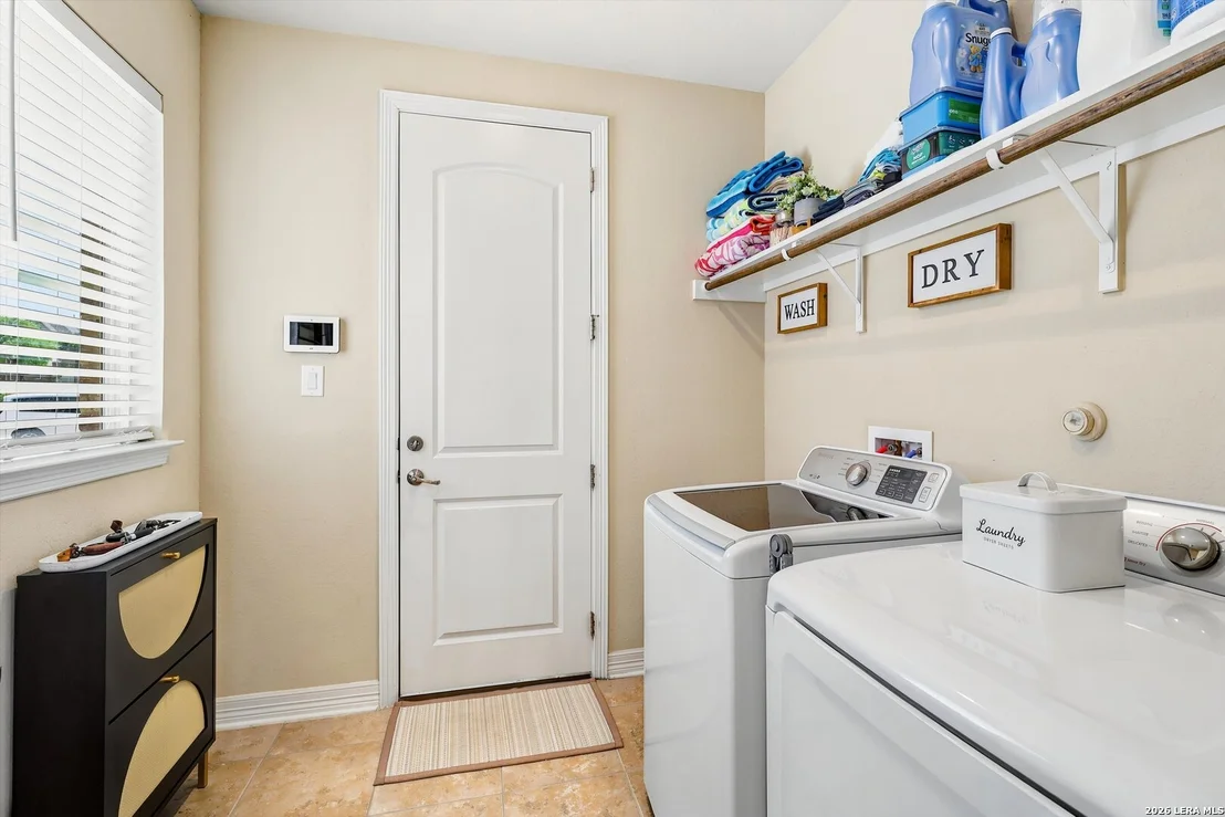 Photo of 333 Cascade Trl