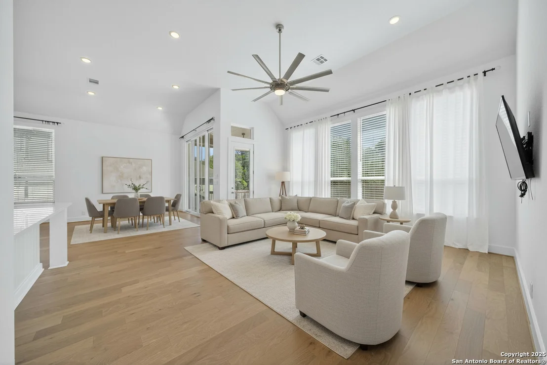 Photo of 8608 Shady Gate