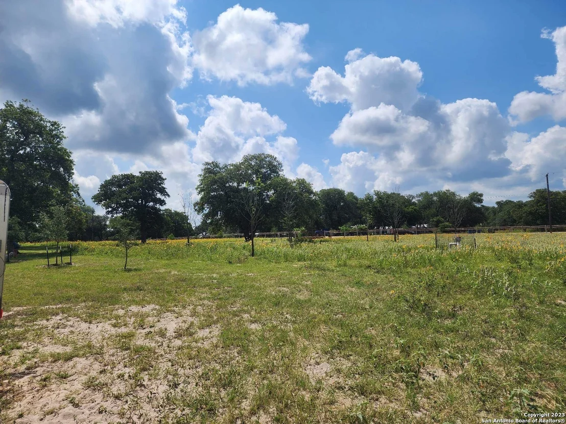 Photo of 1208 COUNTY ROAD 317