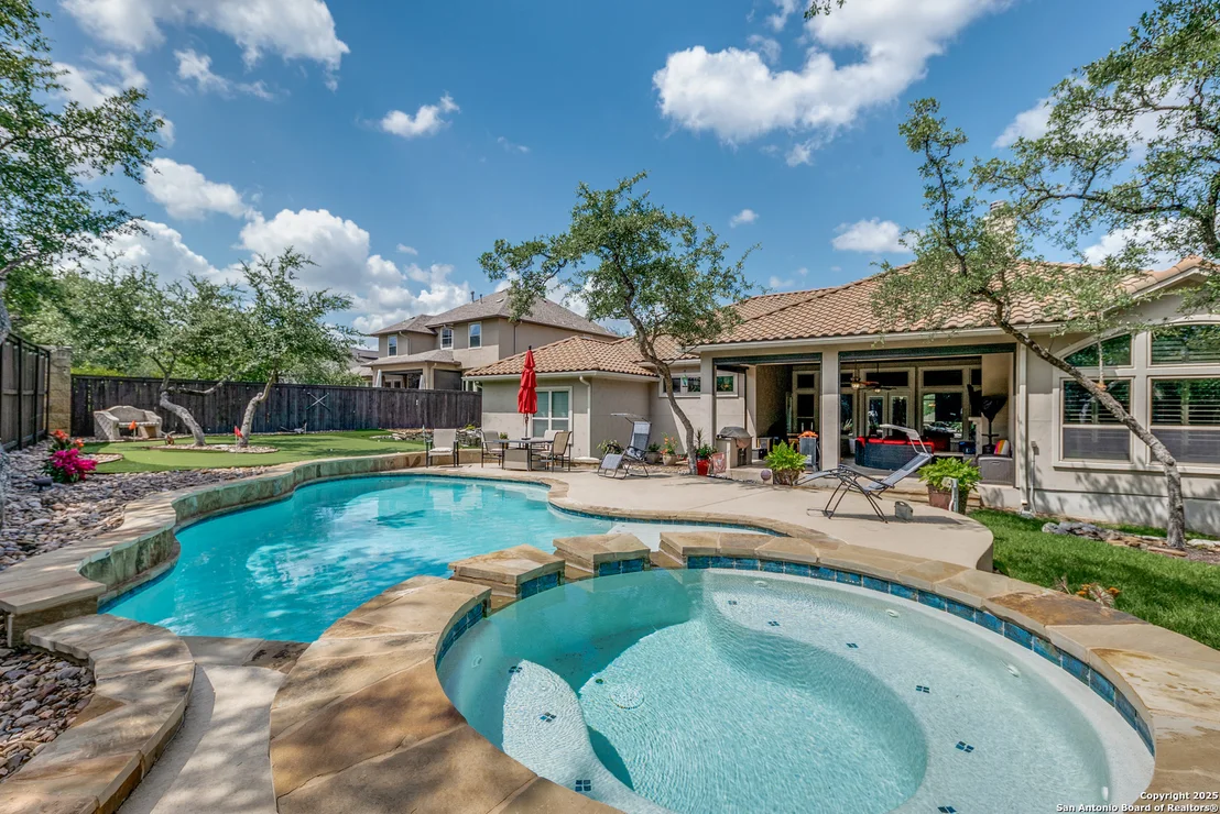 Photo of 18111 Abingdon Pl