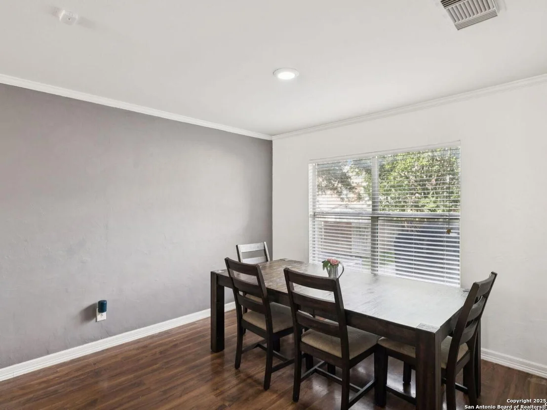 Photo of 2921 Mulberry