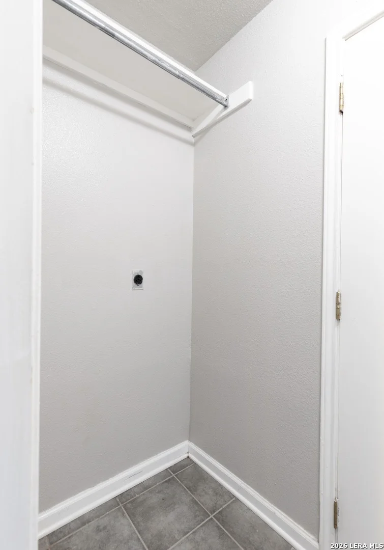 Photo of 302 BAIN DR