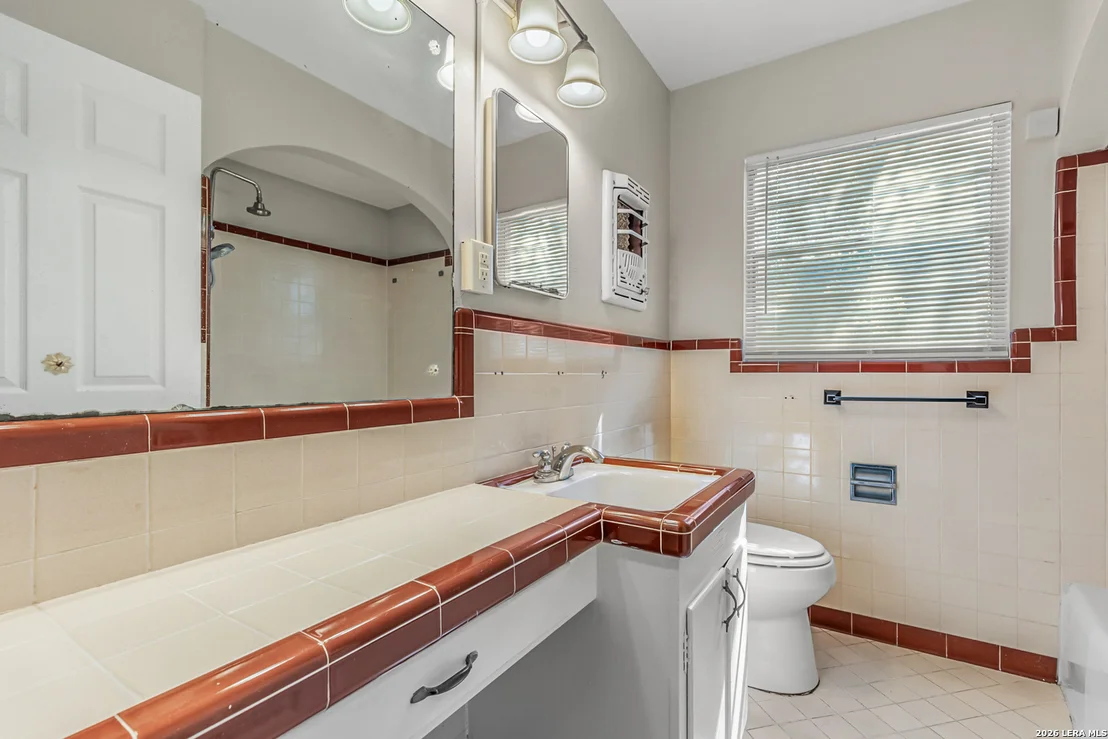 Photo of 1327 OBLATE DR