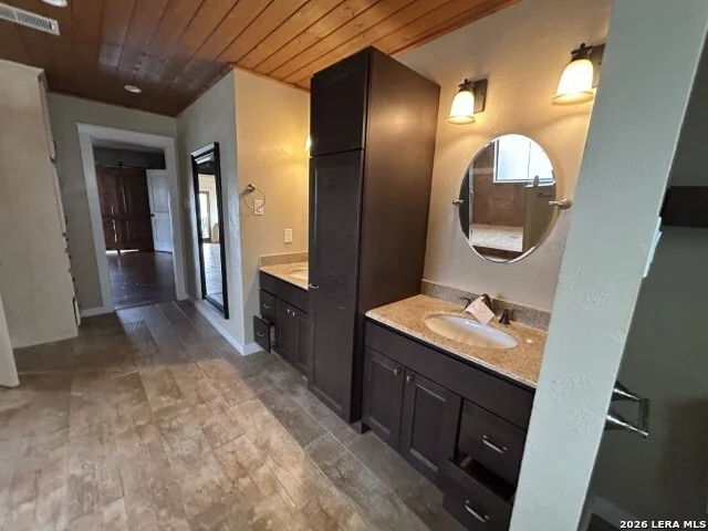 Photo of 66 Brookhollow