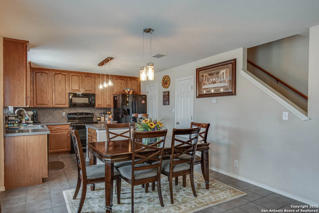 Photo of 2727 Thunder Gulch