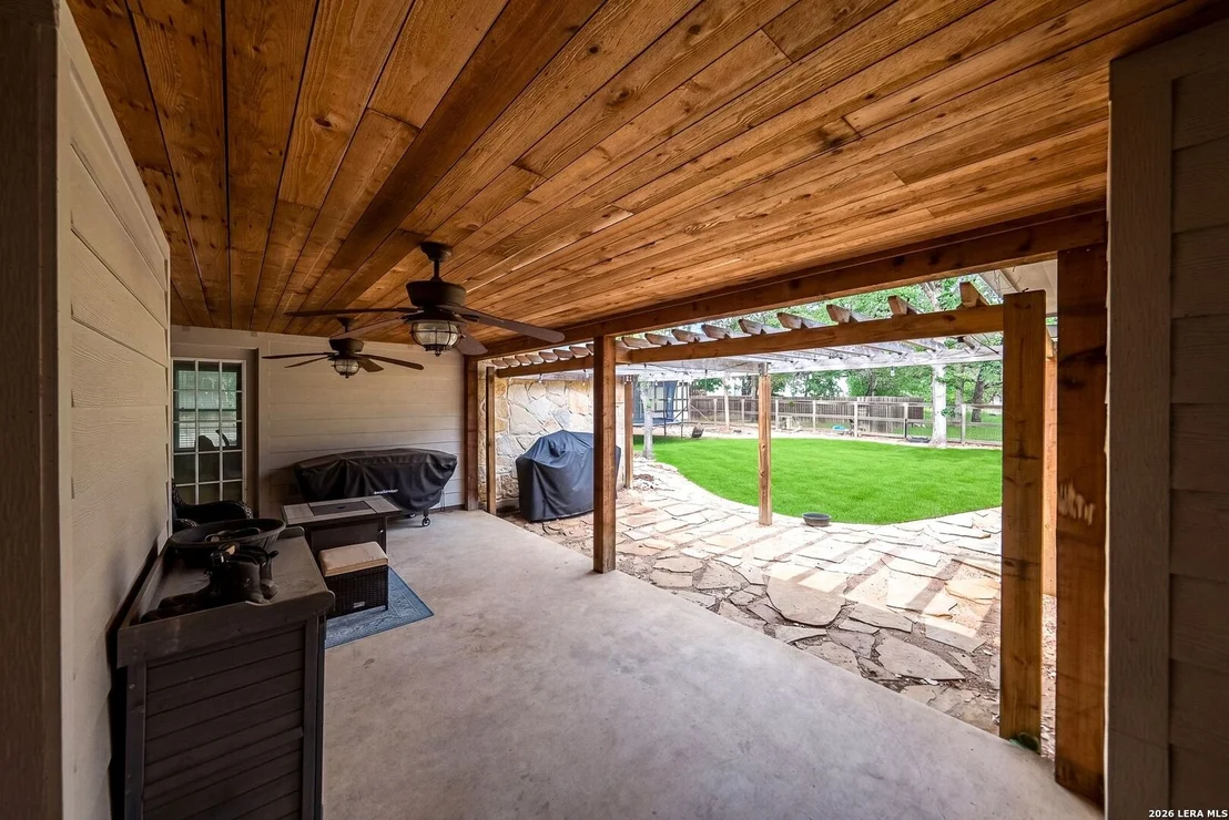 Photo of 552 Jacobs Ln