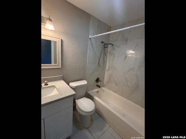 Photo of 9426 Valley Bend