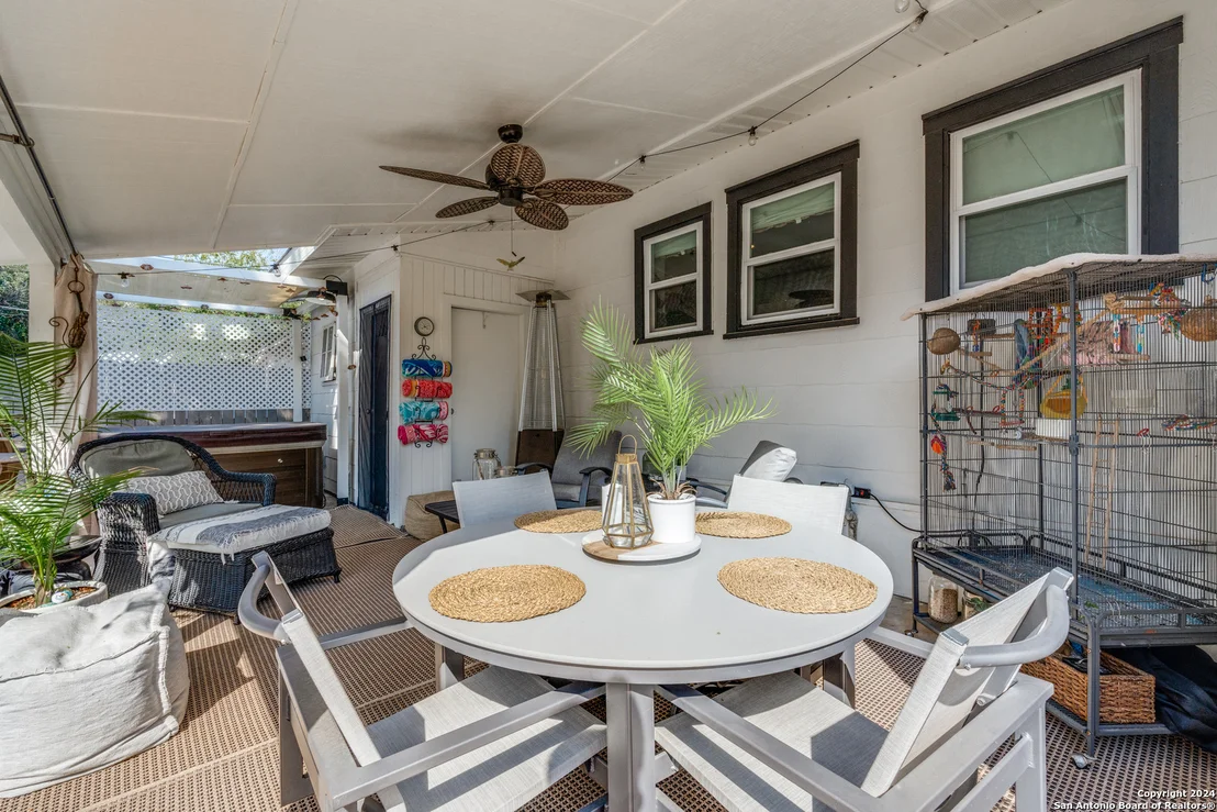 Photo of 426 BREES BLVD