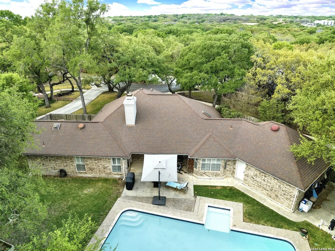 Photo of 1512 OAK TREE CIR