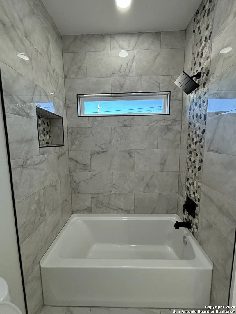 Photo of 805 N CAMP STREET