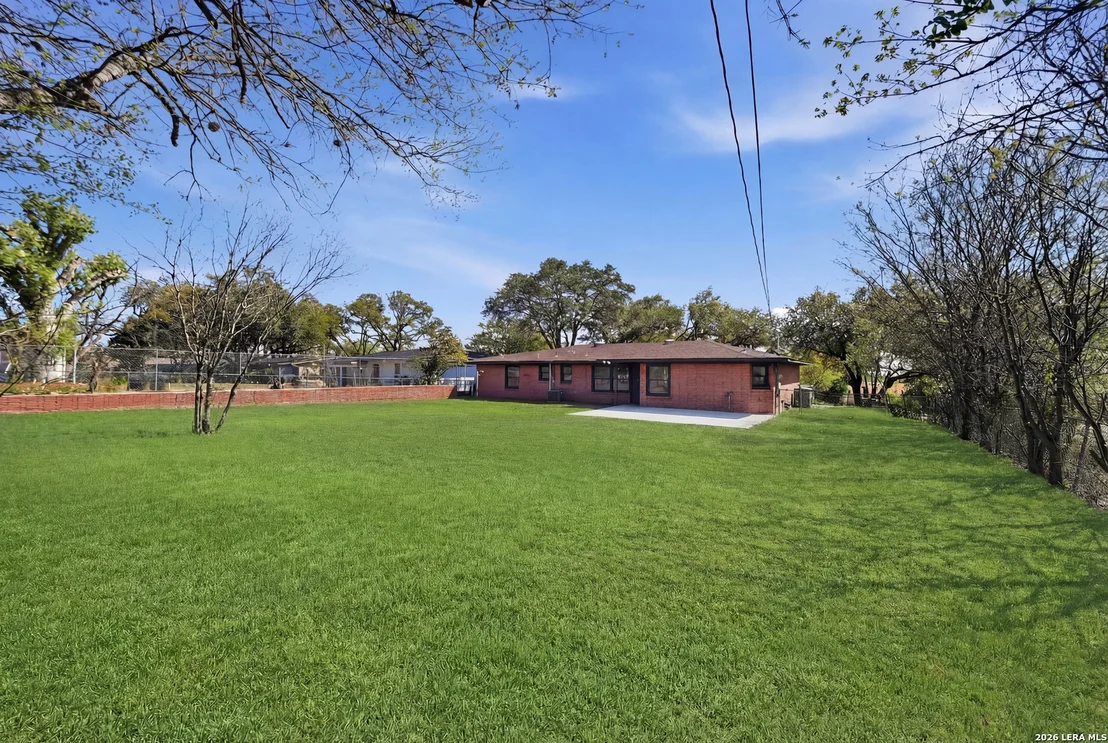 Photo of 219 Sunnycrest