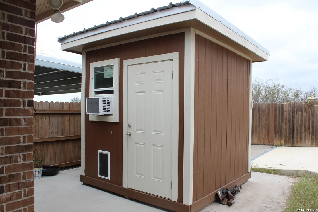 Photo of 137 Lakeview Trace