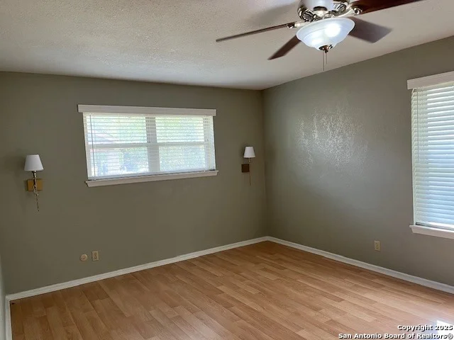 Photo of 1216 Mockingbird