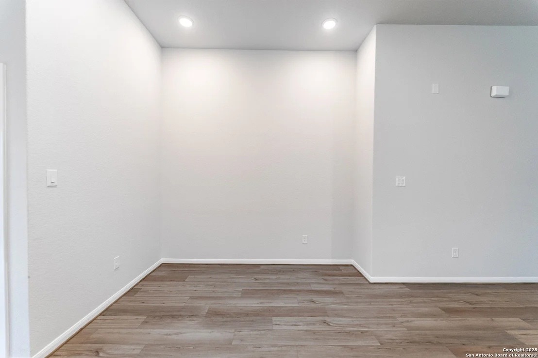 Photo of 6305 Black Butte