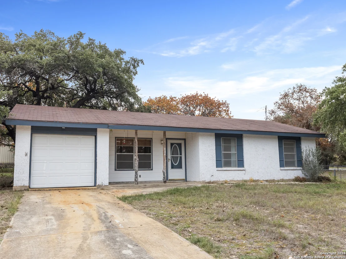 Photo of 404 WEDGEWOOD WAY