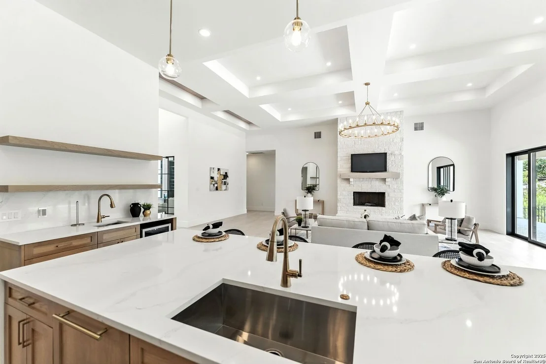 Photo of 10302 Kendall Canyon