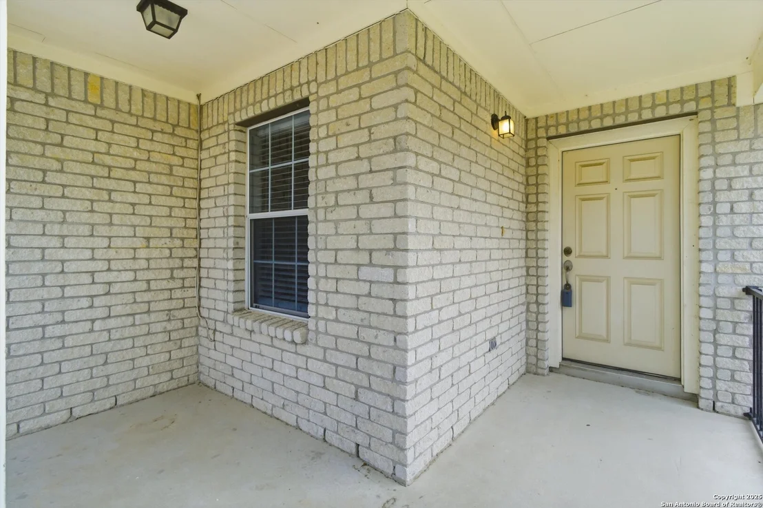 Photo of 8242 Pioneer Oak