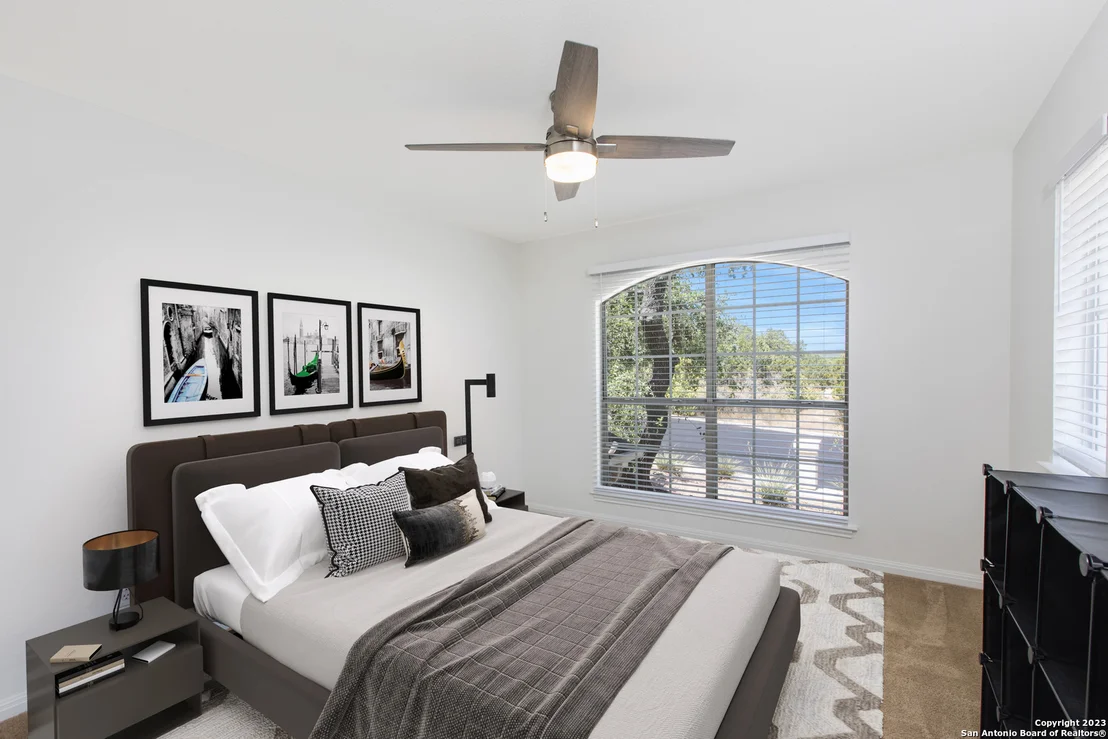Photo of 16019 CHASE HILL BLVD