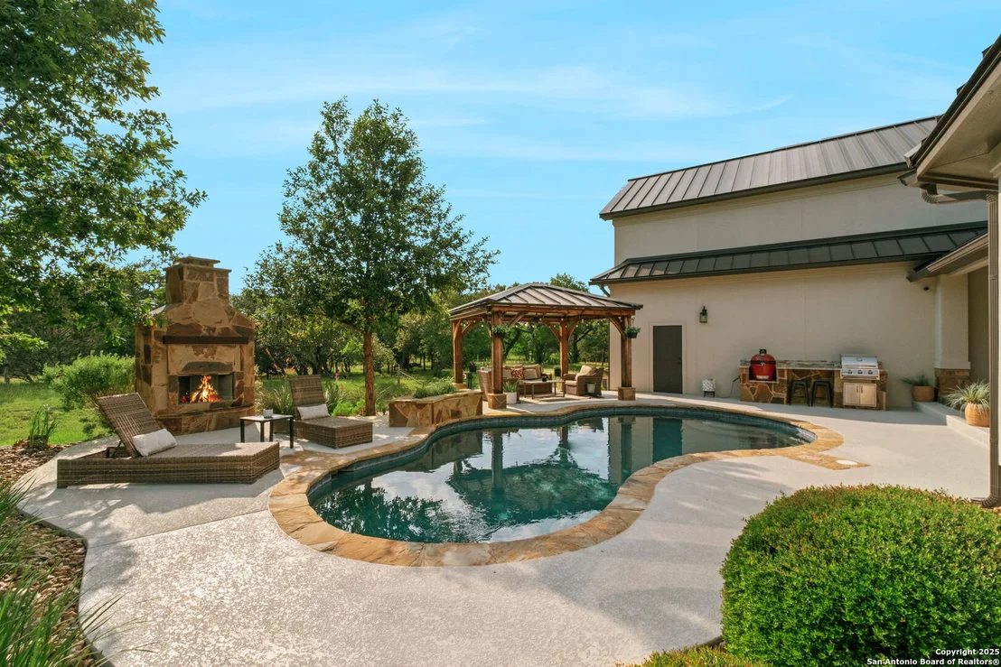 Photo of 157 Fair Springs
