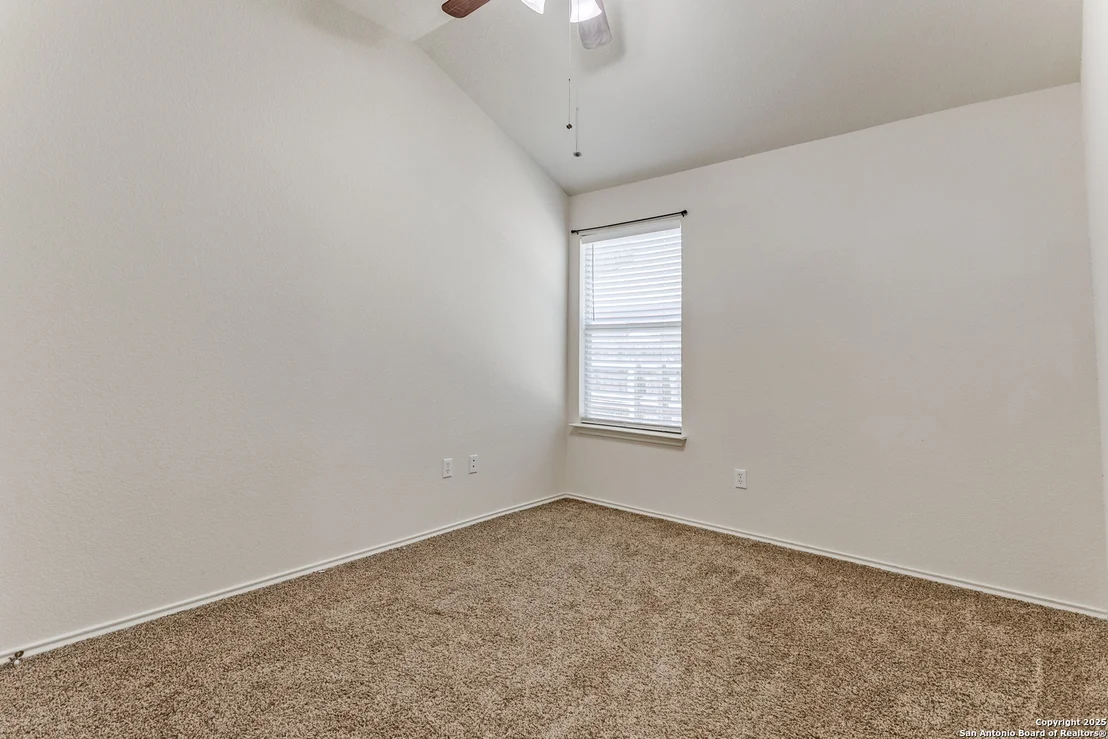 Photo of 2154 HIDDEN MDW