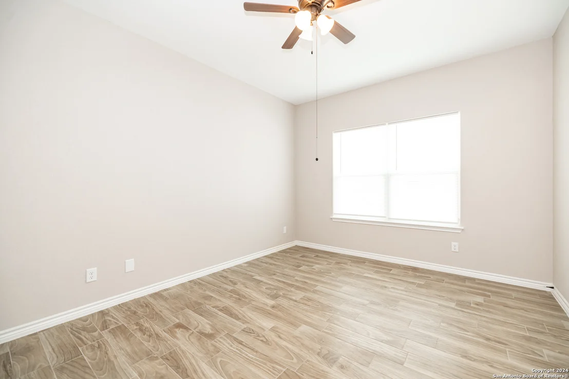 Photo of 1914 RAWHIDE LN