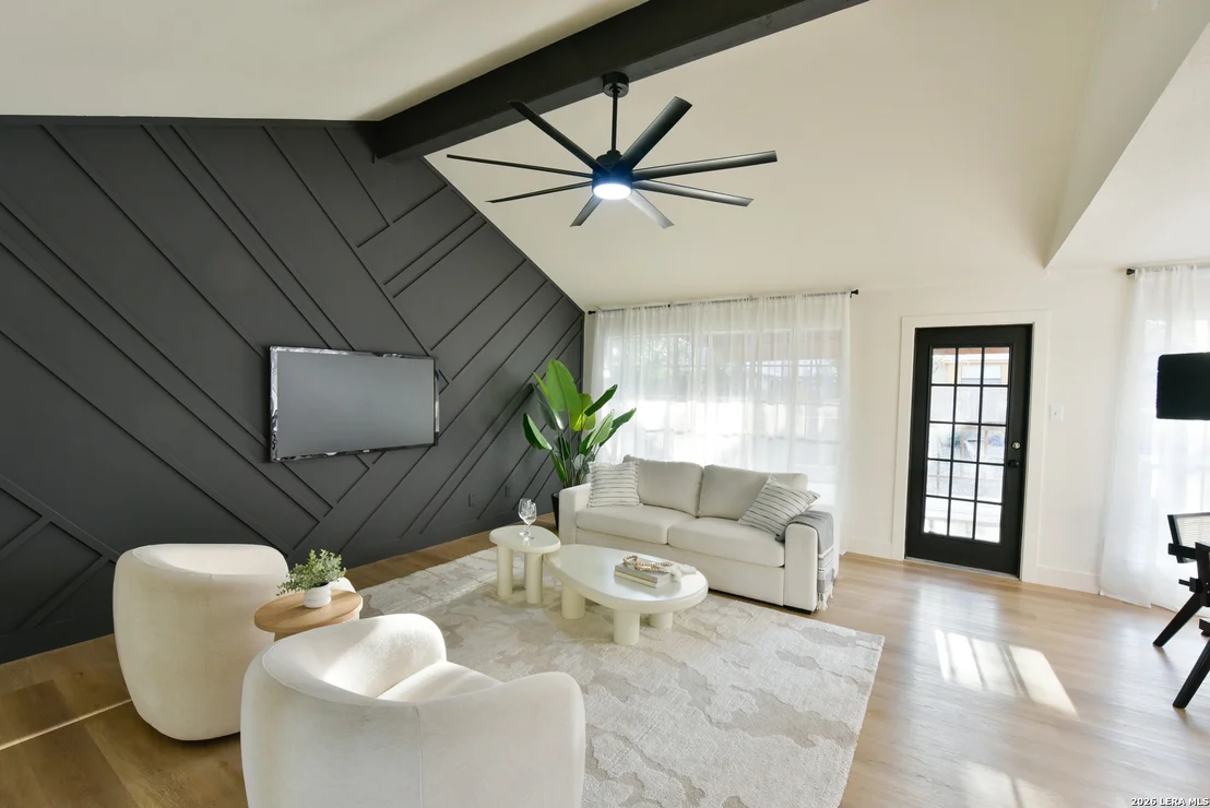 Photo of 5511 Timber Bark
