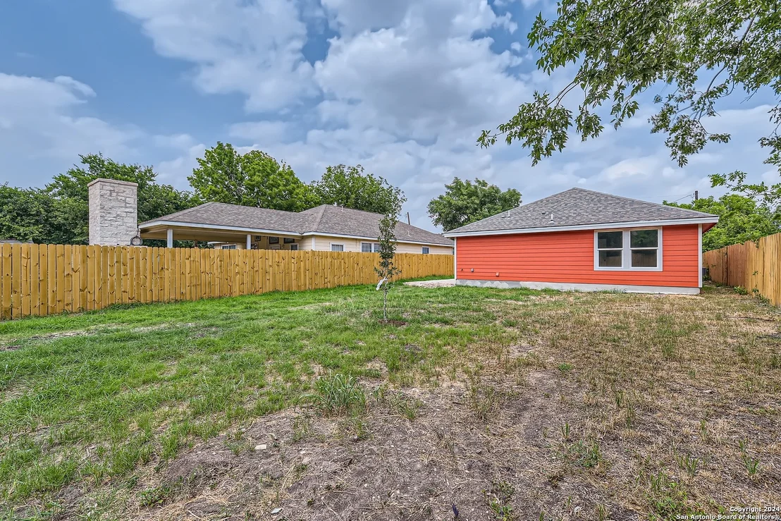 Photo of 8843 TROY DR