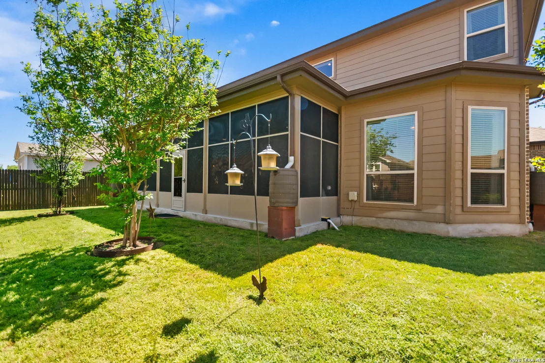 Photo of 417 BEE CAVES CV