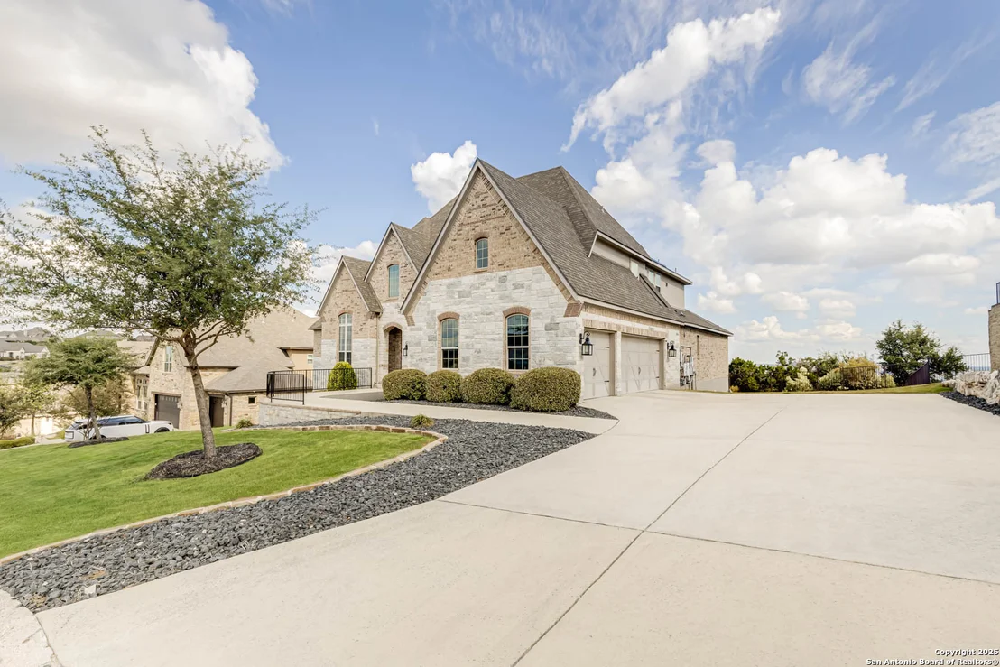 Photo of 8027 Vanity Hill