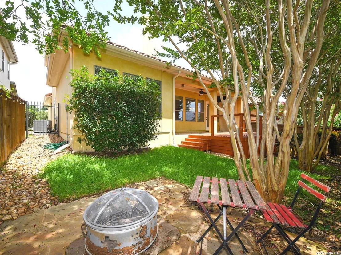 Photo of 2518 Huebner Park