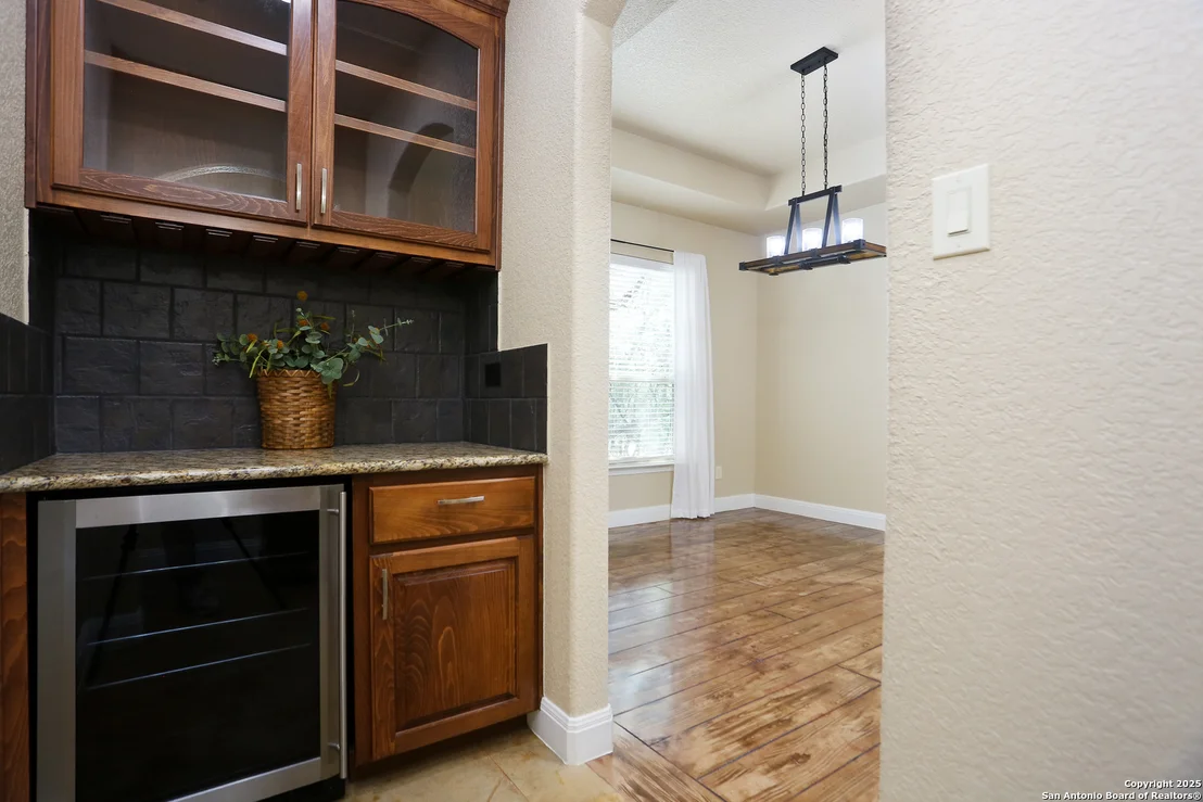Photo of 12302 Calvert