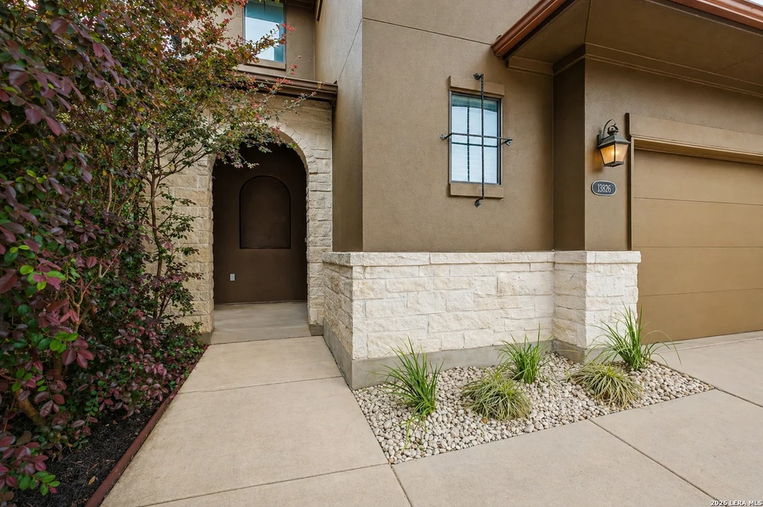 Photo of 13826 Oakview Cove