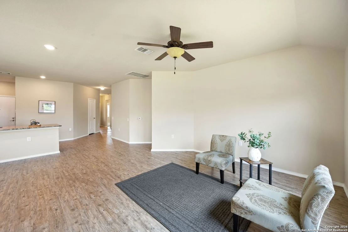 Photo of 7115 Azalea Sq