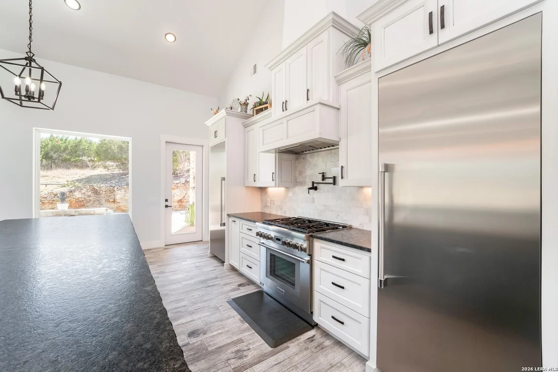 Photo of 452 Wentworth