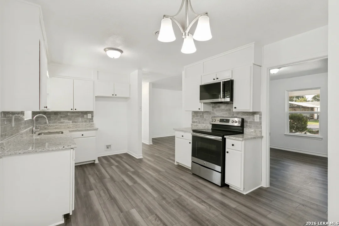 Photo of 451 Hialeah Ave