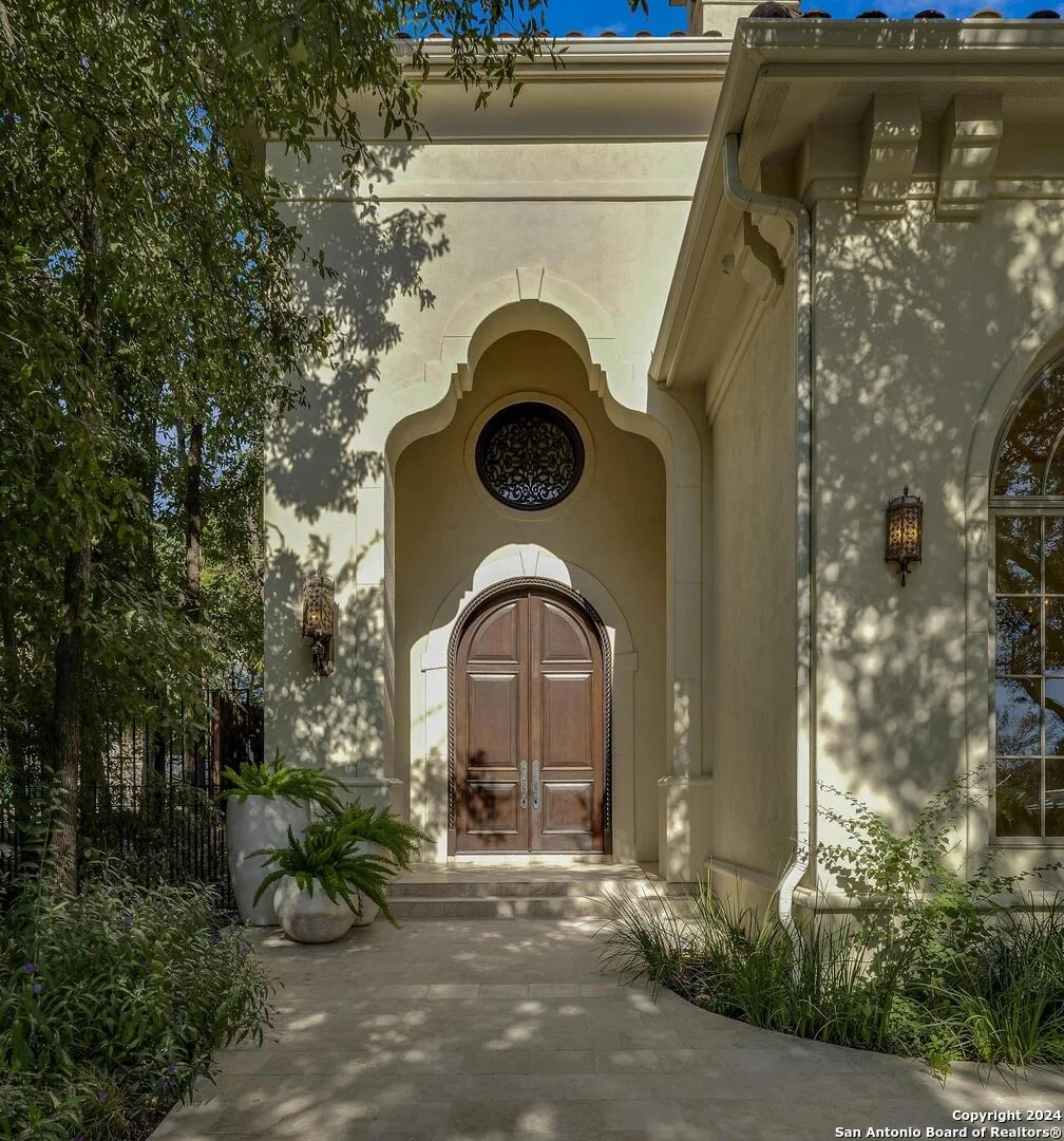 Photo of 31 QUEENS HILL