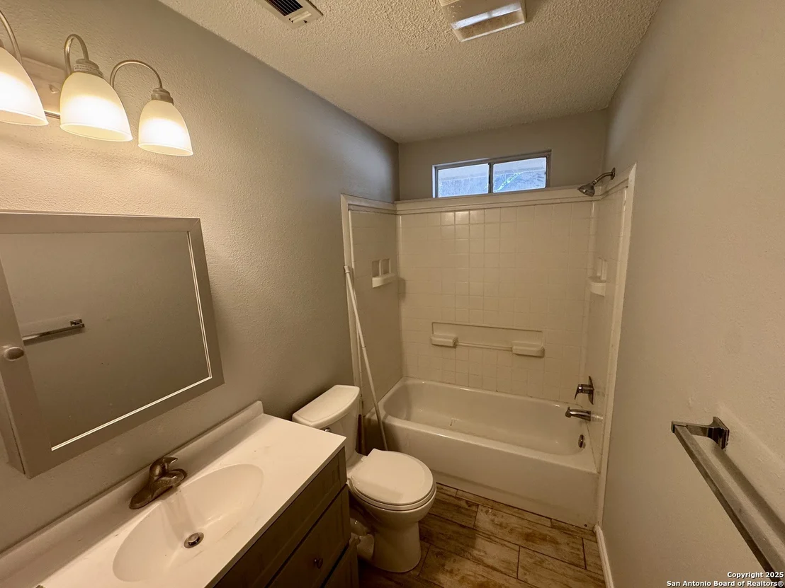 Photo of 512 Low Meadow