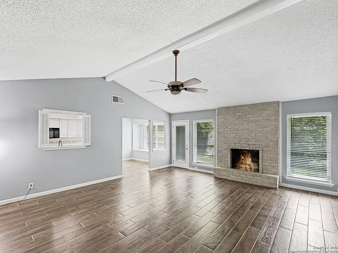 Photo of 15314 Mount Eagle