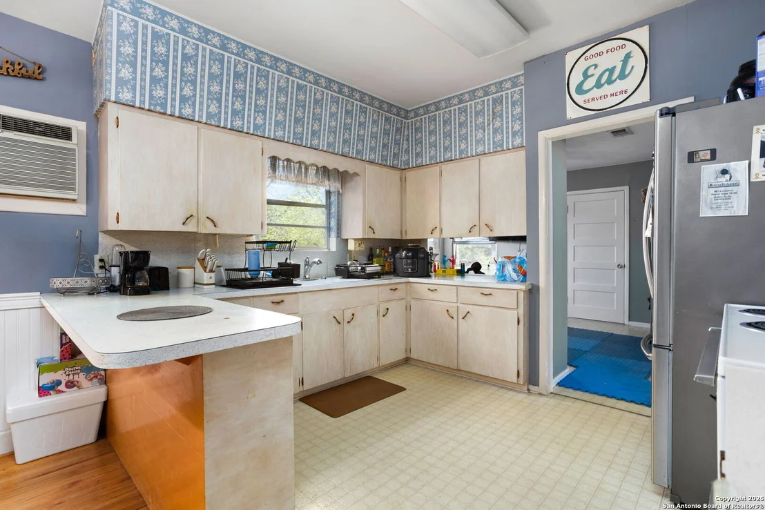 Photo of 510 Sunset Dr.