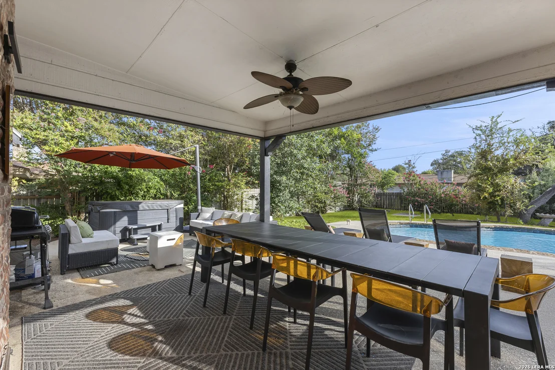 Photo of 10807 Mount Ida