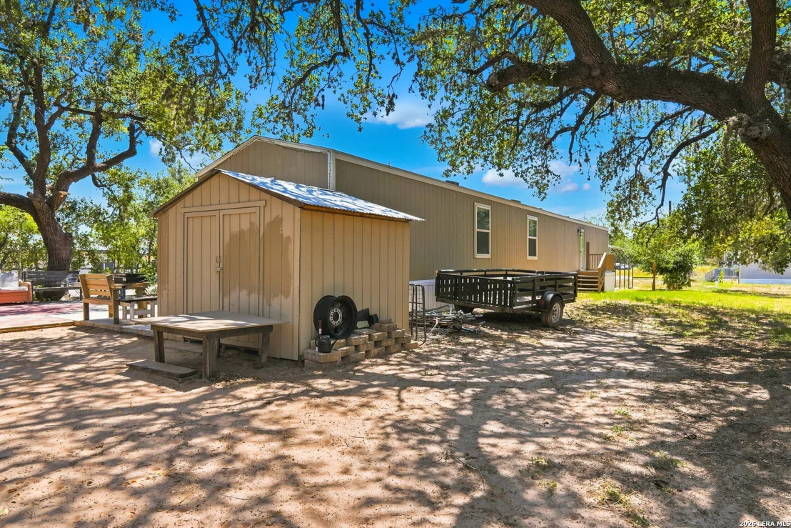 Photo of 735 PARK ST