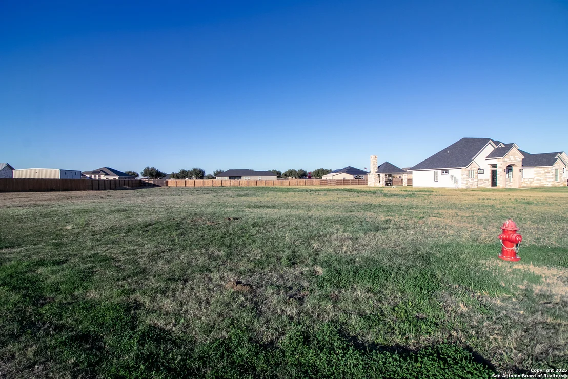 Photo of 109 W TREE FARM DR