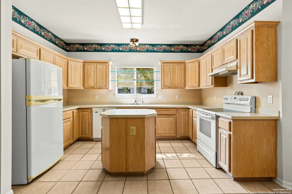 Photo of 141 Oak Knoll