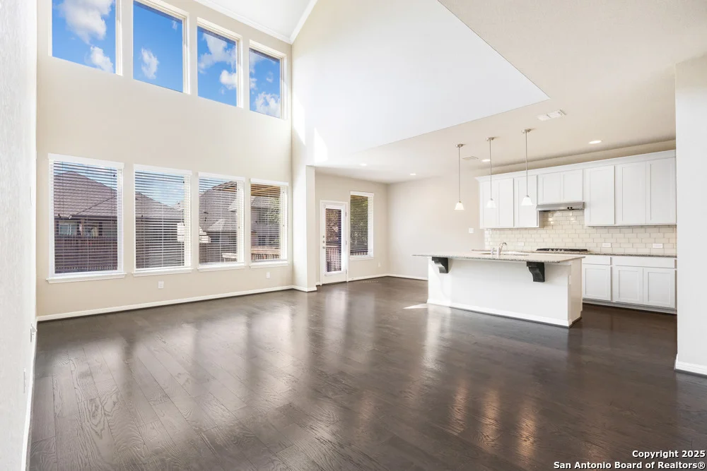 Photo of 13832 Tribeca