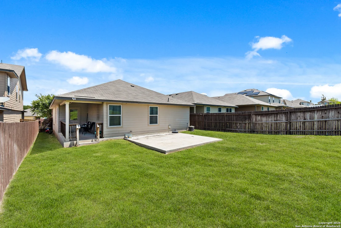Photo of 7406 Equinox Corner
