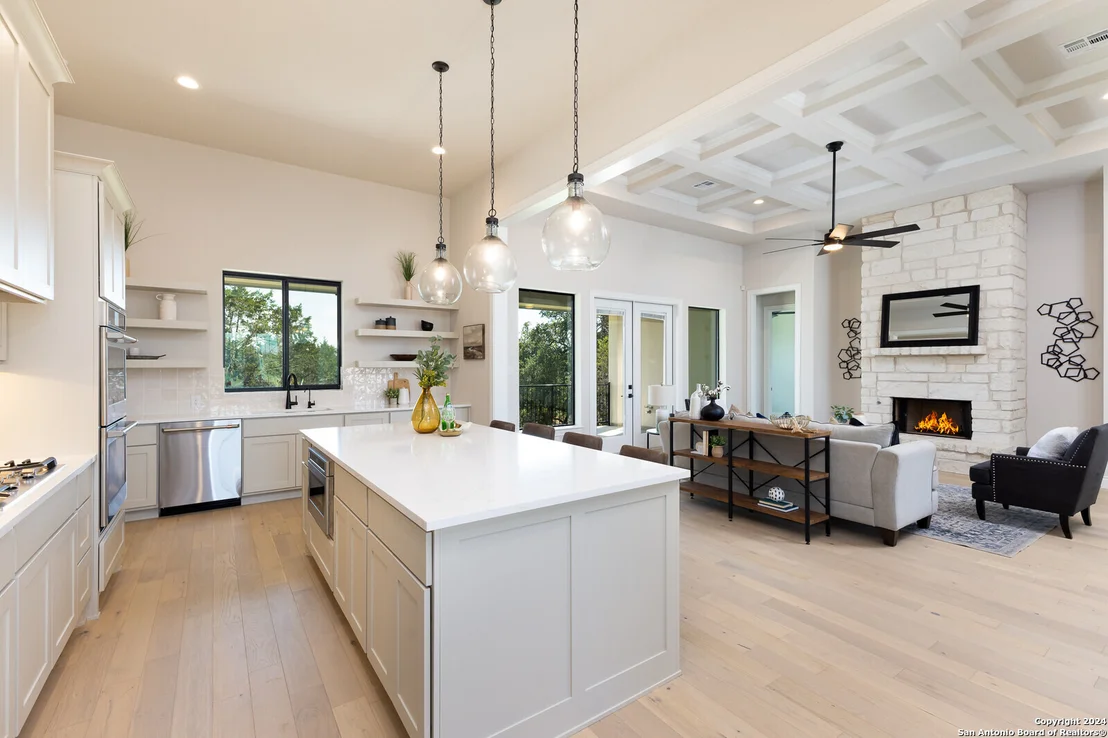 Photo of 335 TOUCAN DR